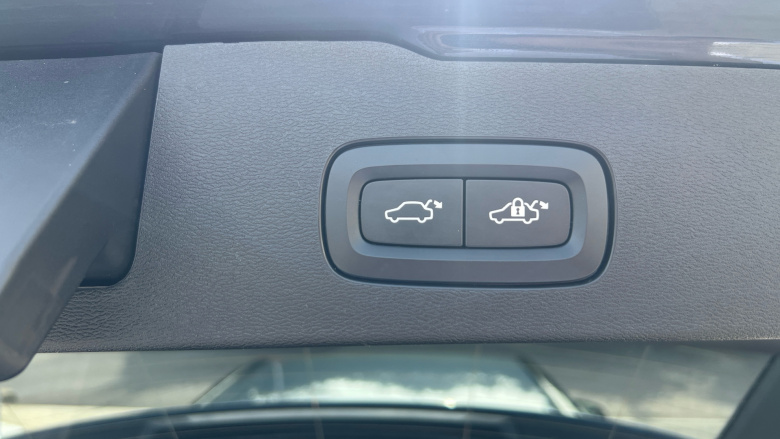 Volvo V60 2.0 T6 [350] PHEV Plus Dark 5dr AWD Auto Estate